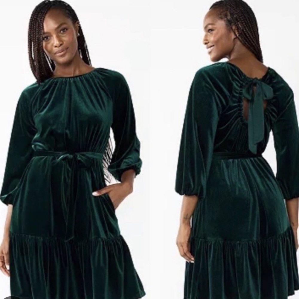 Draper James Green Velvet Christmas Ruffled Tiered Long Sleeve Dress